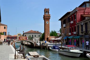 We explore Murano, DSE_7968_b_H490